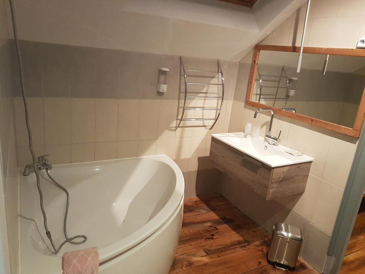 Bed and Breakfast Le Betrot Estissac Экстерьер фото