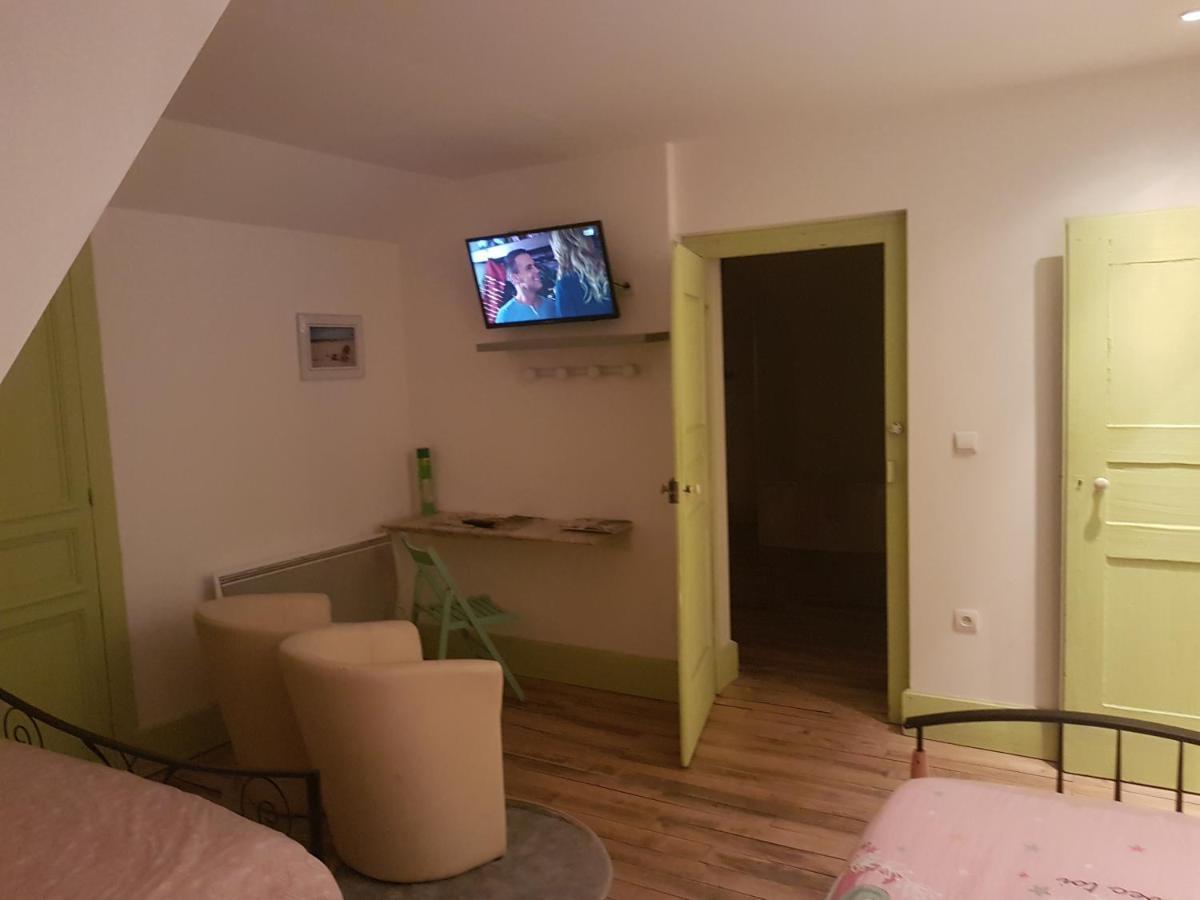 Bed and Breakfast Le Betrot Estissac Экстерьер фото