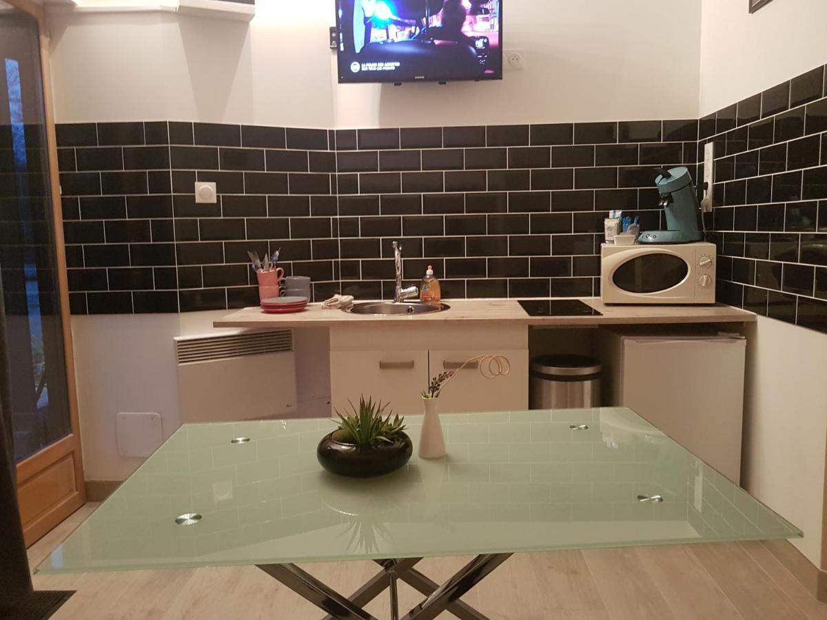 Bed and Breakfast Le Betrot Estissac Экстерьер фото
